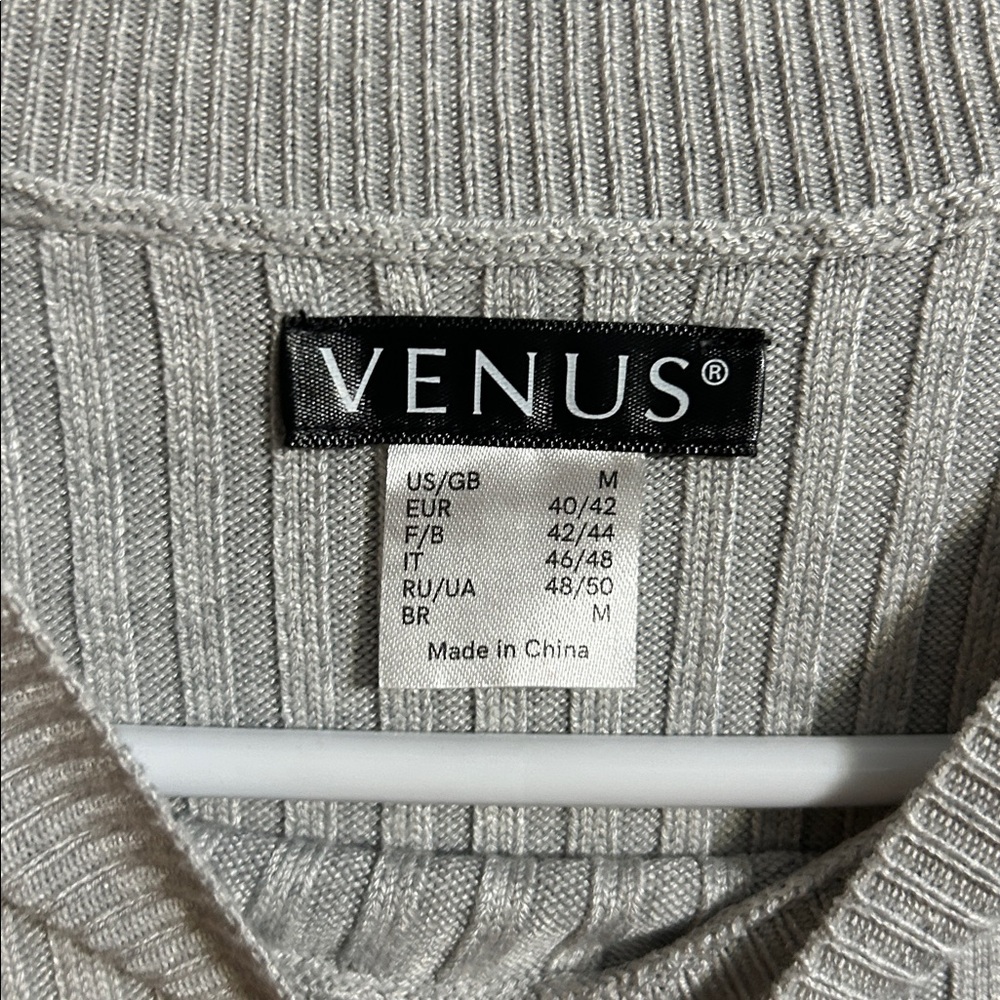 VENUS Gray Ribbed Knit Sweater - Picture 2 of 3